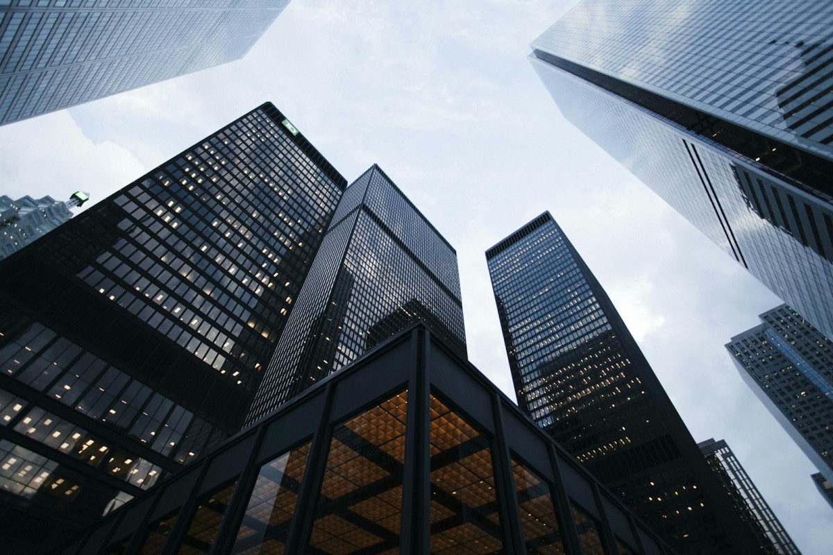 Global Growth Outlook Improves but the Recovery Remains Uneven