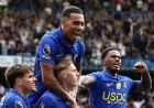 Chelsea Edge Brighton in Seven-Goal Thriller as United Find Their Rhythm