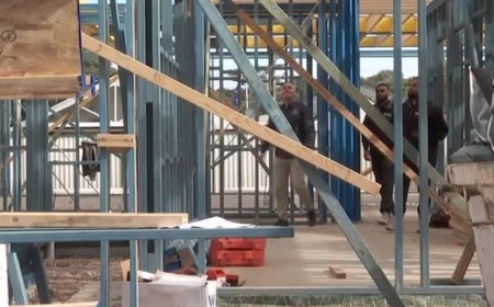Australia’s Housing Target Comes Under Pressure as Builders Reach Capacity